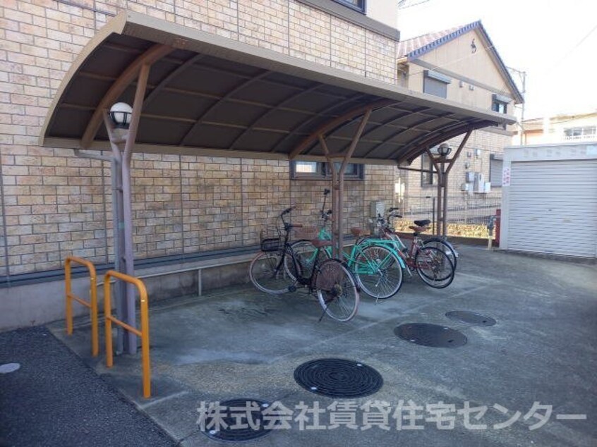  阪和線・羽衣線/和歌山駅 徒歩13分 1階 築19年