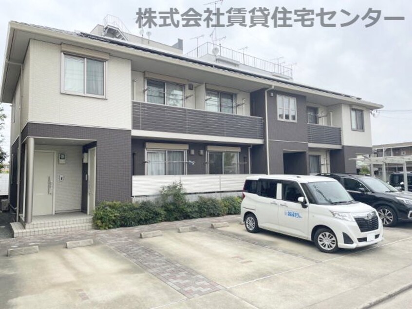  南海本線/和歌山市駅 バス13分堀止下車:停歩4分 1階 築13年