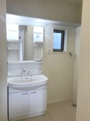  南海本線/和歌山市駅 バス13分堀止下車:停歩4分 1階 築13年