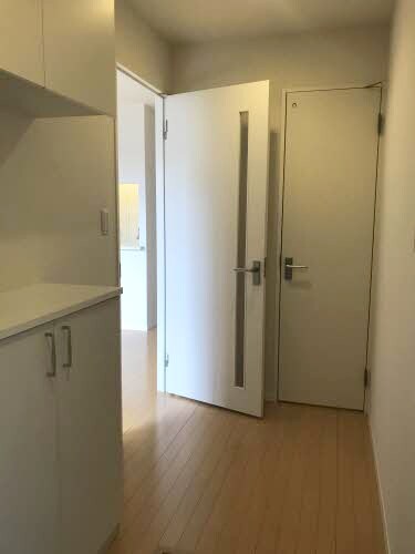  南海本線/和歌山市駅 バス13分堀止下車:停歩4分 1階 築13年