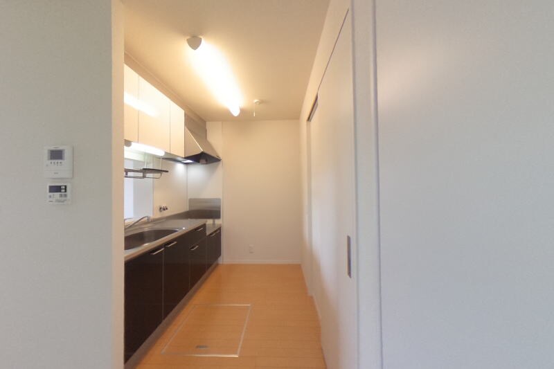  南海本線/和歌山市駅 バス13分堀止下車:停歩4分 1階 築13年