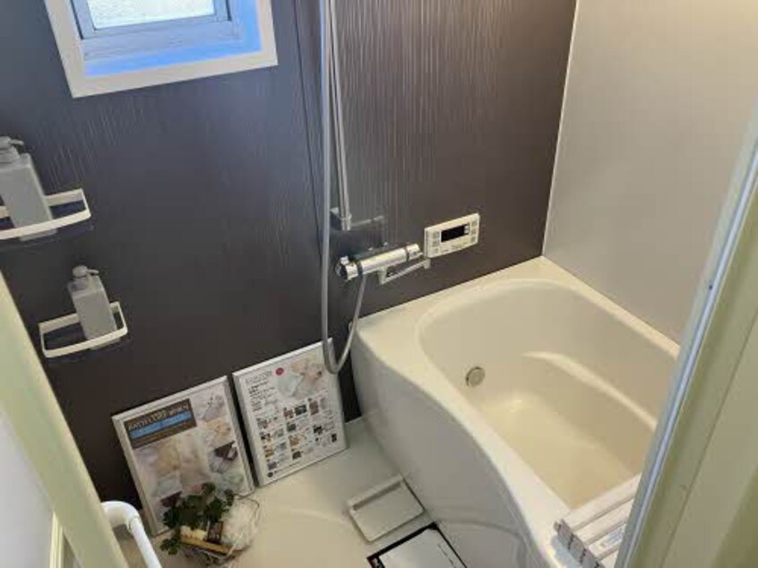  阪和線・羽衣線/紀伊駅 バス15分中迫下車:停歩5分 1階 築35年