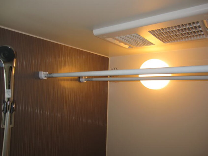  阪和線・羽衣線/紀伊駅 バス15分中迫下車:停歩5分 1階 築35年