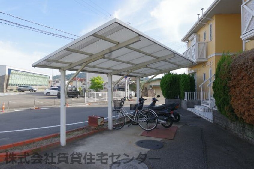  阪和線・羽衣線/紀伊駅 バス15分中迫下車:停歩5分 1階 築35年