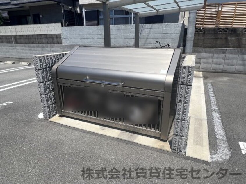  南海本線/和歌山市駅 バス7分日赤医療センター前下車:停歩5分 1階 築10年