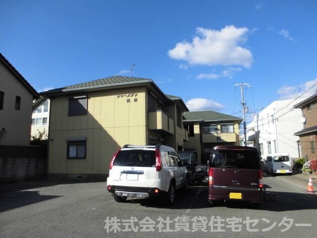  南海本線/和歌山市駅 バス20分高松下車:停歩5分 2階 築24年