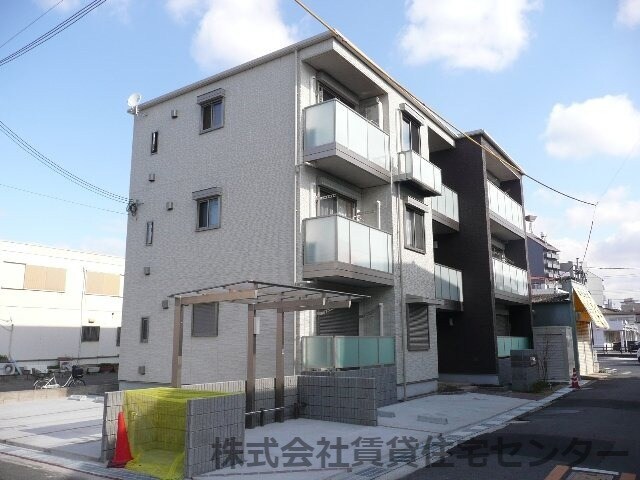  南海本線/和歌山市駅 バス15分堀止下車:停歩3分 1階 築9年