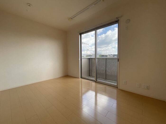  阪和線・羽衣線/和歌山駅 バス15分南中島下車:停歩5分 2階 築17年