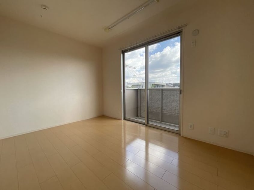  阪和線・羽衣線/和歌山駅 バス15分南中島下車:停歩5分 2階 築17年