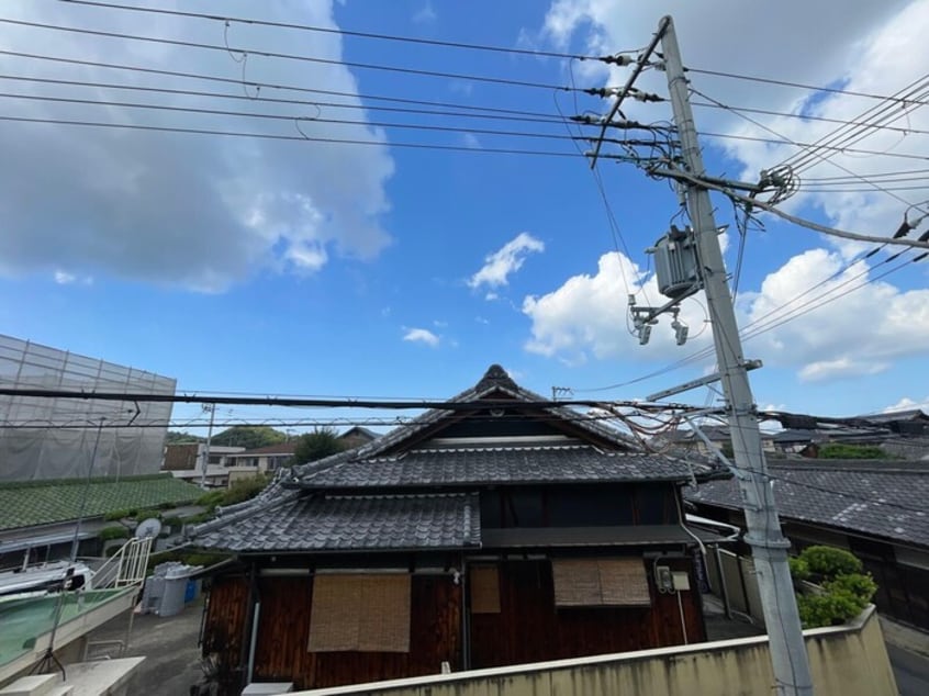  阪和線・羽衣線/和歌山駅 バス15分南中島下車:停歩5分 2階 築17年
