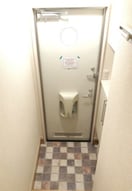  阪和線・羽衣線/和歌山駅 バス15分南中島下車:停歩5分 2階 築17年