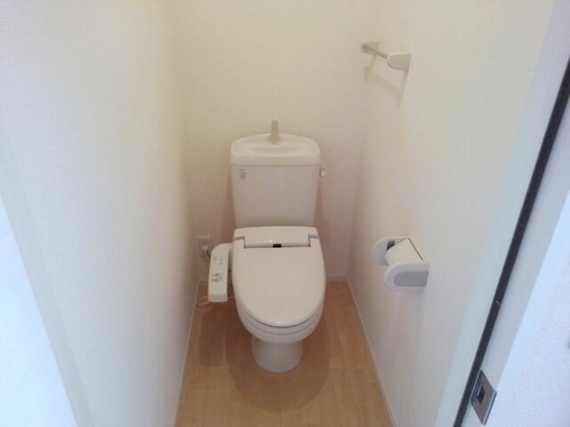  阪和線・羽衣線/和歌山駅 徒歩25分 2階 築18年