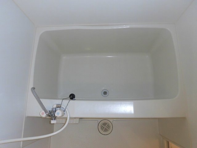  阪和線・羽衣線/和歌山駅 徒歩25分 2階 築18年