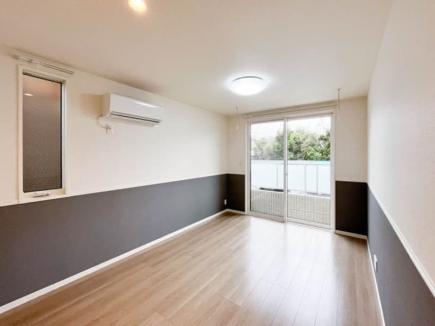 同仕様 南海本線/和歌山市駅 バス10分砂山南下車:停歩10分 1階 築3年