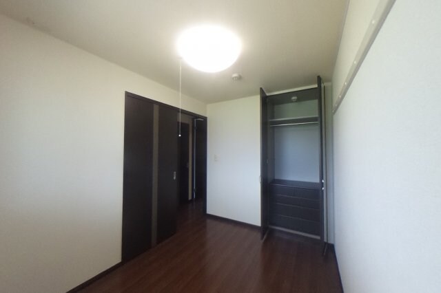  阪和線・羽衣線/六十谷駅 徒歩22分 1階 築16年