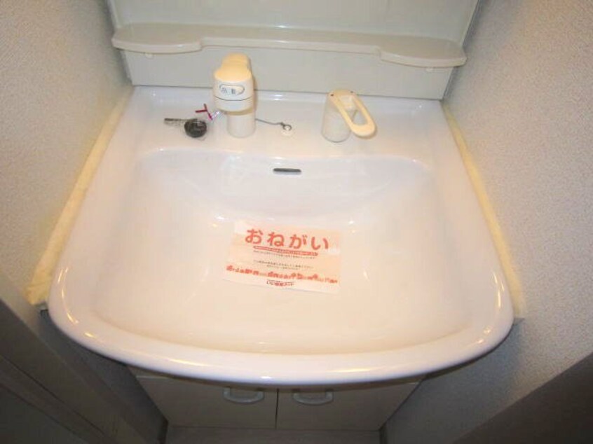  和歌山線/岩出駅 バス15分安上下車:停歩7分 2階 築17年