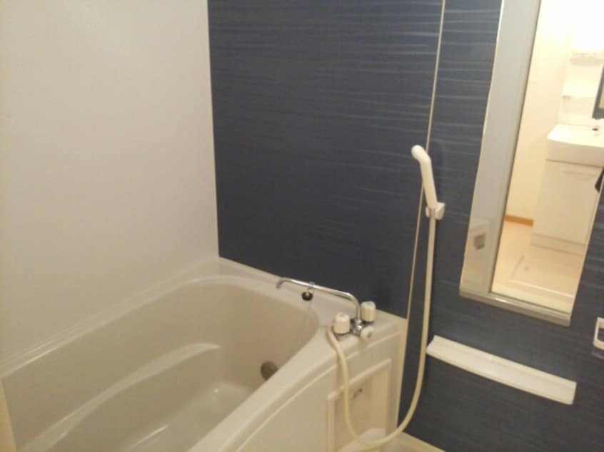  和歌山線/岩出駅 徒歩35分 2階 築16年