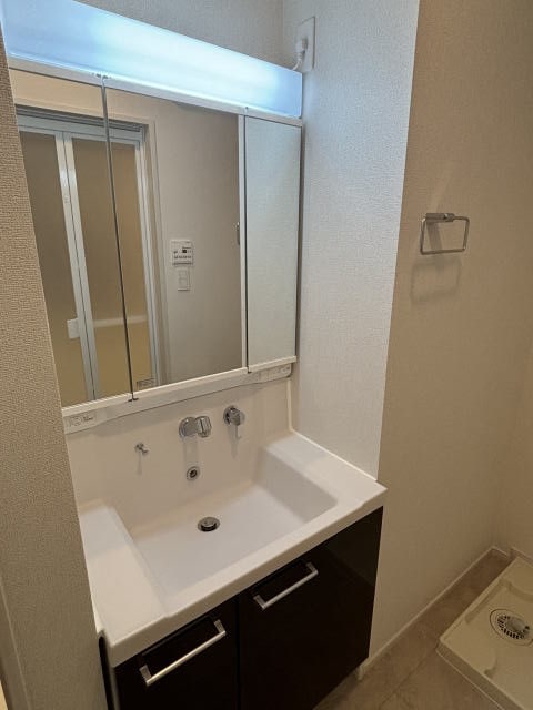  阪和線・羽衣線/紀伊駅 バス9分山村（和歌山県）下車:停歩6分 2階 築1年