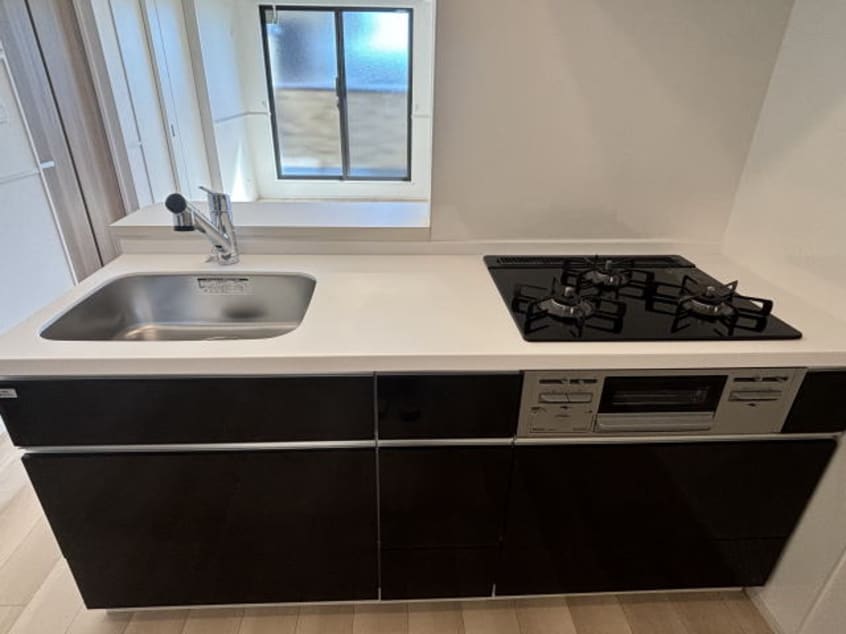  阪和線・羽衣線/紀伊駅 バス9分山村（和歌山県）下車:停歩6分 2階 築1年