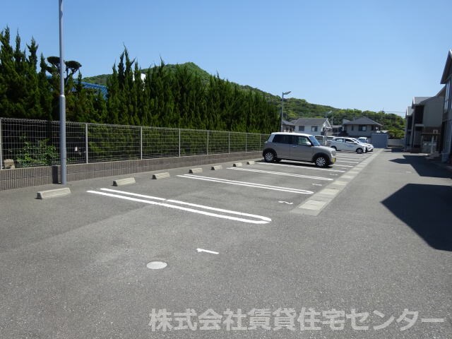  きのくに線・紀勢本線/紀三井寺駅 バス5分名草小学校前下車:停歩3分 1階 築10年