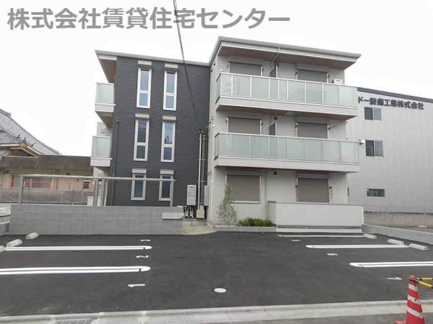  南海本線/和歌山市駅 徒歩12分 2階 築2年