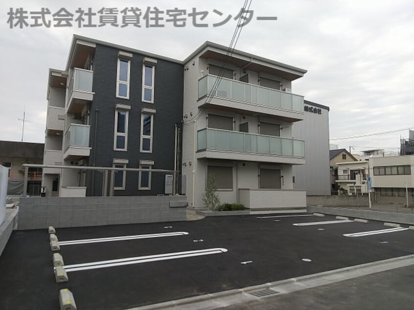  南海本線/和歌山市駅 徒歩12分 2階 築2年