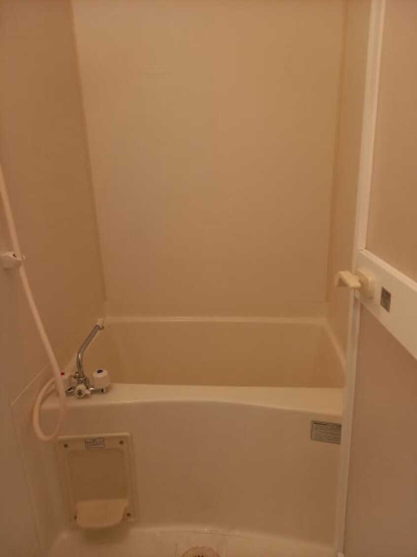  阪和線・羽衣線/和歌山駅 徒歩18分 1階 築19年