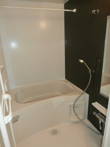  阪和線・羽衣線/紀伊中ノ島駅 徒歩14分 1階 築8年