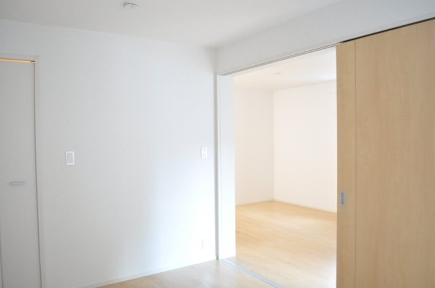  阪和線・羽衣線/紀伊中ノ島駅 徒歩27分 1階 築6年