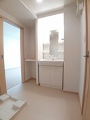  和歌山線/岩出駅 バス25分曽谷久保下車:停歩7分 1階 築14年