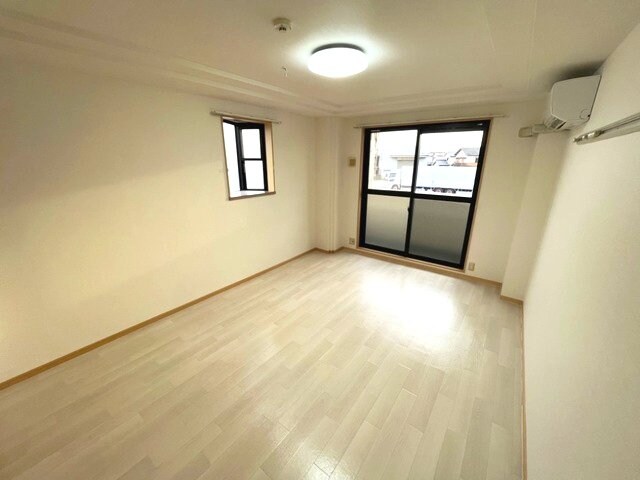  阪和線・羽衣線/和歌山駅 バス18分河北中学校前停下車:停歩8分 2階 築20年