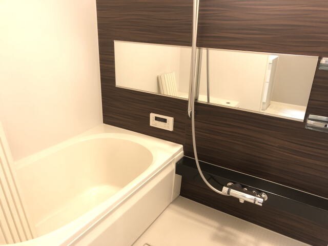  阪和線・羽衣線/和歌山駅 徒歩9分 2階 築4年