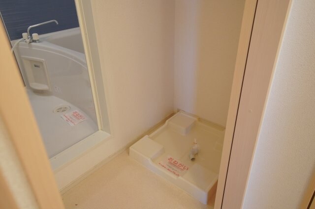  和歌山線/布施屋駅 徒歩15分 1階 築13年