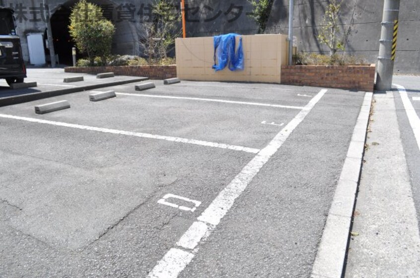  南海本線/和歌山市駅 バス25分大浦下車:停歩5分 1階 築19年