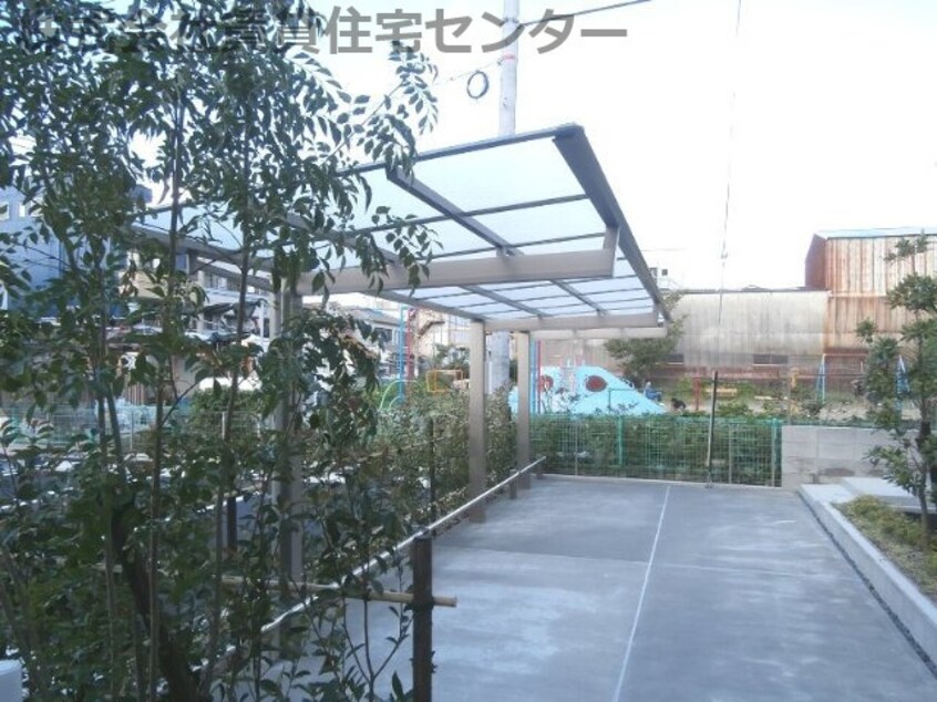  南海本線/和歌山市駅 バス13分築港五丁目下車:停歩2分 2階 築6年