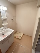  南海本線/和歌山市駅 バス16分西浜下車:停歩7分 2階 築13年