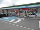 ファミリーマート和歌山関戸店様 817m 南海本線/和歌山市駅 バス16分西浜下車:停歩7分 2階 築13年