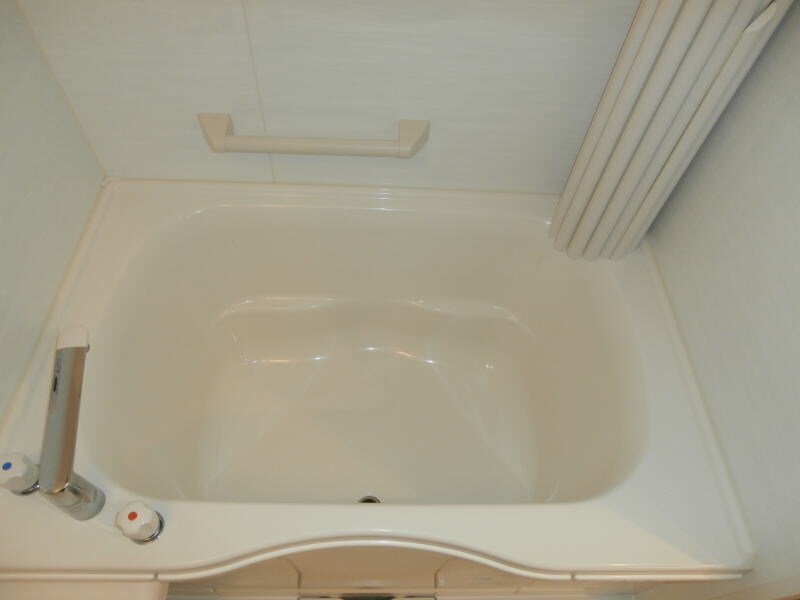  阪和線・羽衣線/六十谷駅 バス14分大谷東下車:停歩1分 1階 築12年