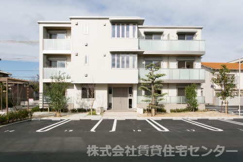  阪和線・羽衣線/和歌山駅 バス15分高松北下車:停歩4分 2階 築6年