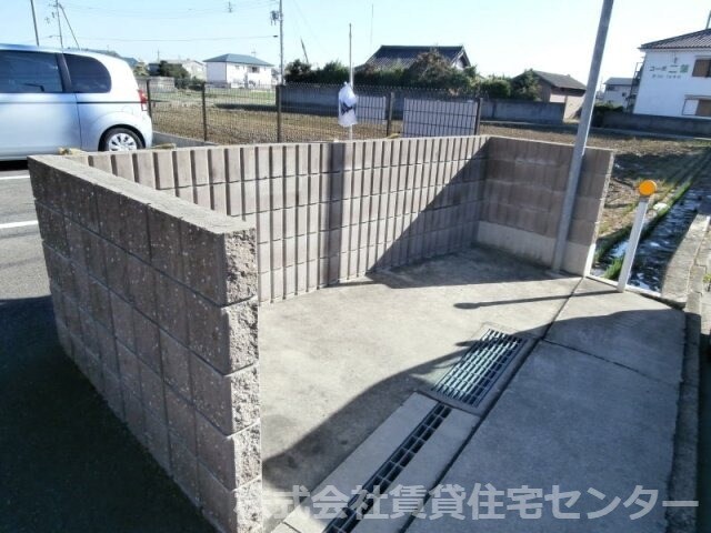  南海加太線/東松江駅 徒歩11分 1階 築14年