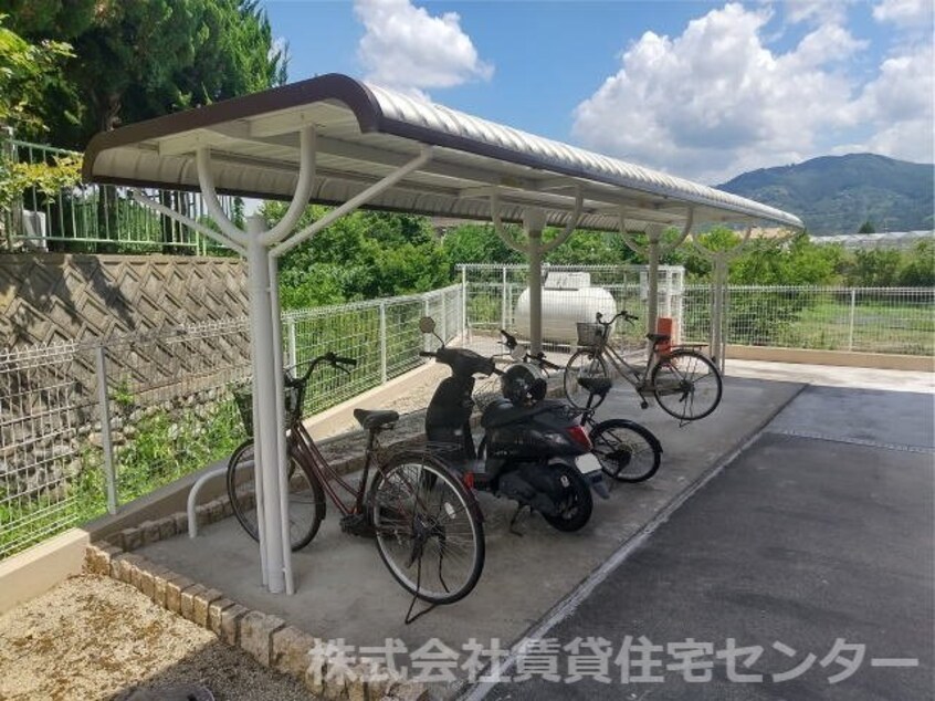  和歌山線/紀伊山田駅 徒歩13分 1階 築18年