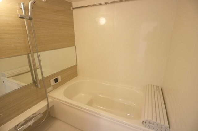  阪和線・羽衣線/和歌山駅 徒歩29分 3階 築2年