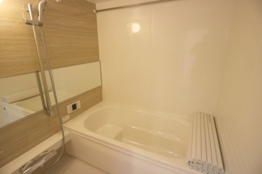  阪和線・羽衣線/和歌山駅 徒歩29分 3階 築2年