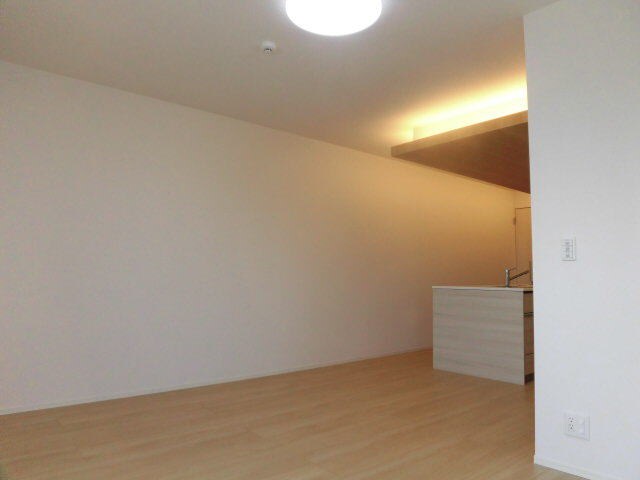  阪和線・羽衣線/和歌山駅 徒歩29分 3階 築2年