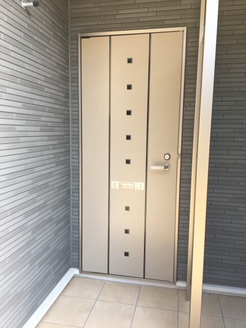 同仕様 阪和線・羽衣線/和歌山駅 バス30分大浦下車:停歩3分 1階 築7年