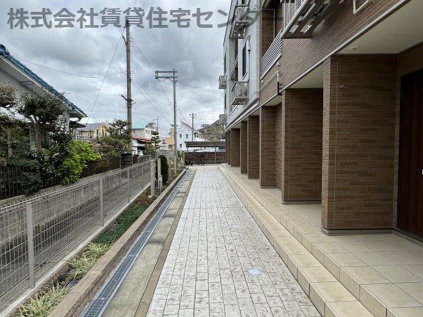  きのくに線・紀勢本線/黒江駅 バス17分浜の宮下車:停歩3分 2階 築3年