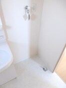  阪和線・羽衣線/紀伊駅 バス13分根来西下車:停歩10分 1階 築15年