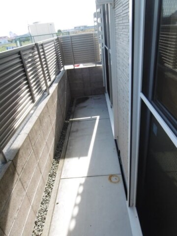  阪和線・羽衣線/紀伊駅 バス13分根来西下車:停歩10分 1階 築15年