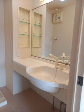  きのくに線・紀勢本線/紀三井寺駅 徒歩1分 2階 築15年