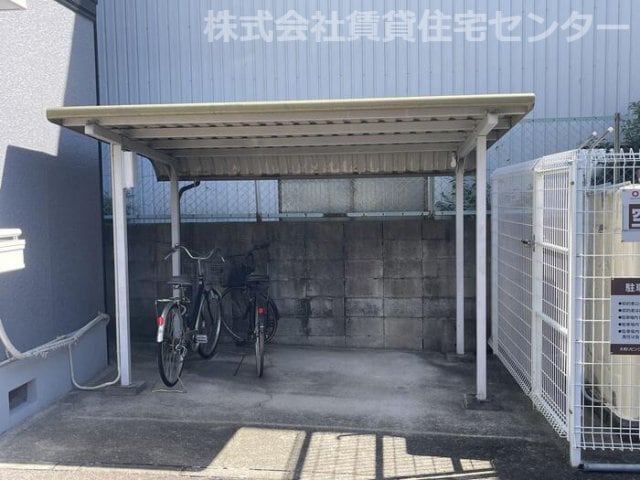  きのくに線・紀勢本線/和歌山駅 徒歩10分 2階 築32年